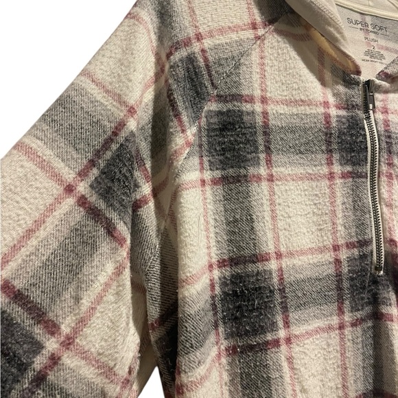 Torrid Women’s Top - Picture 3 of 9